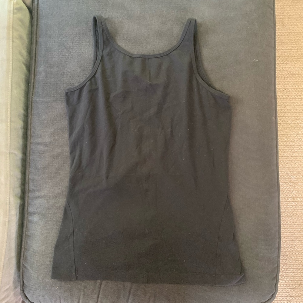 LULULEMON black tank top
